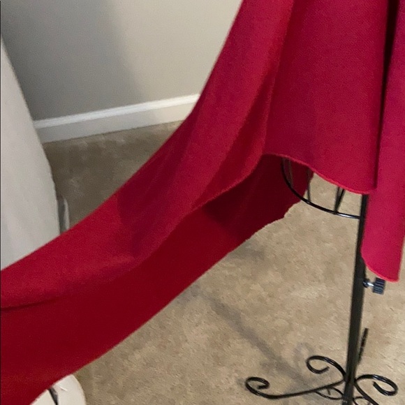 Shaw - Picture 3 of 5